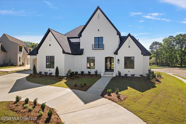 $999,900 | 210 Welchshire Drive, Madison, MS 39110