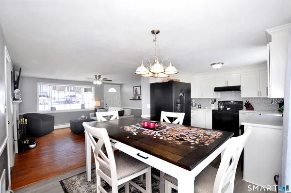 $285,000 | 95 Colony Drive, Winchester, CT 06098