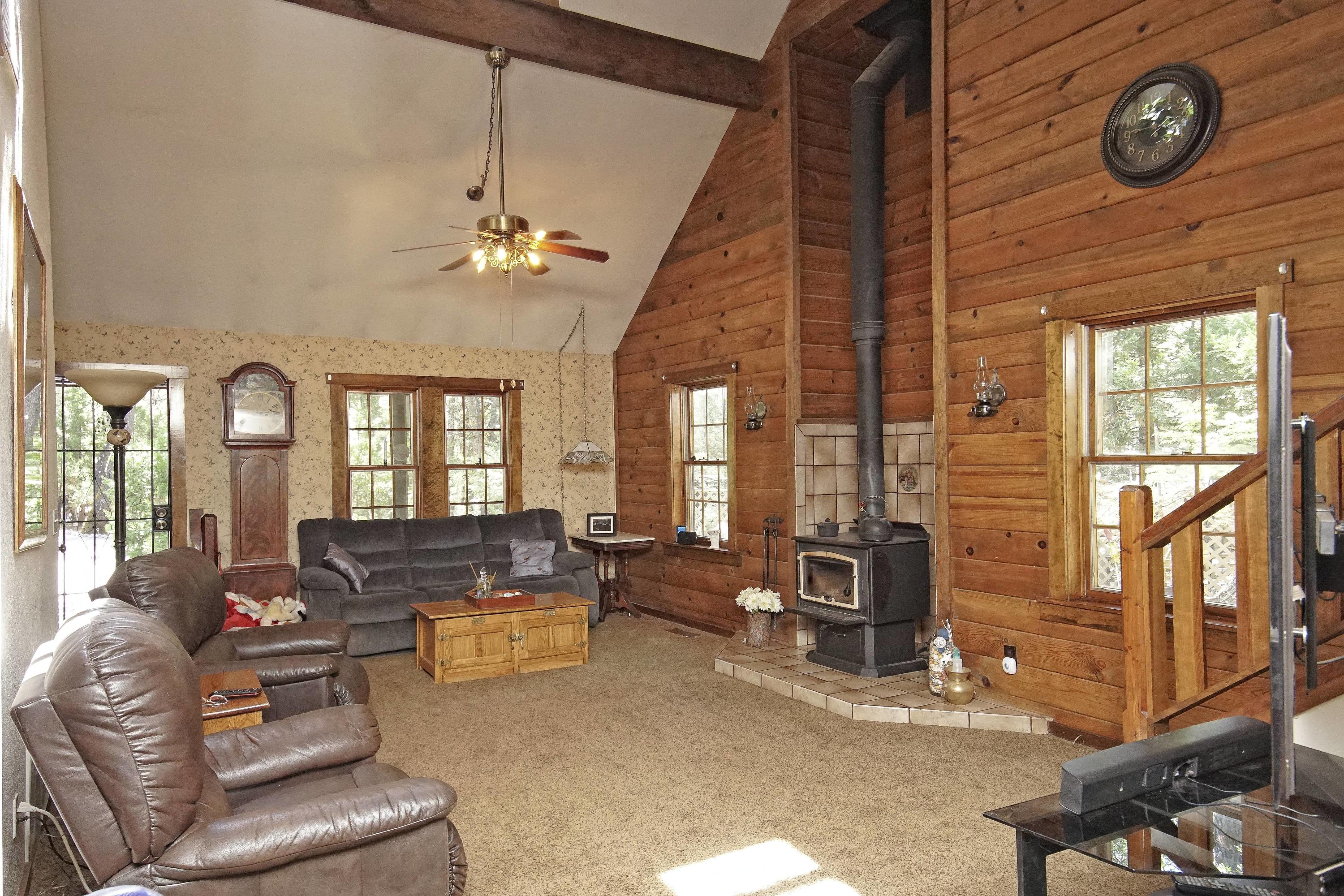 30454 Whitmore Road Whitmore, CA 96096 - Photo 7 of 27 DSC01174 copy