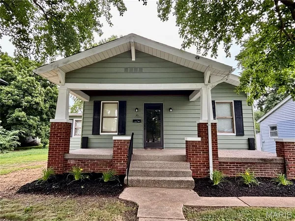 $169,900 | 30 North Indiana Avenue, Belleville, IL 62221