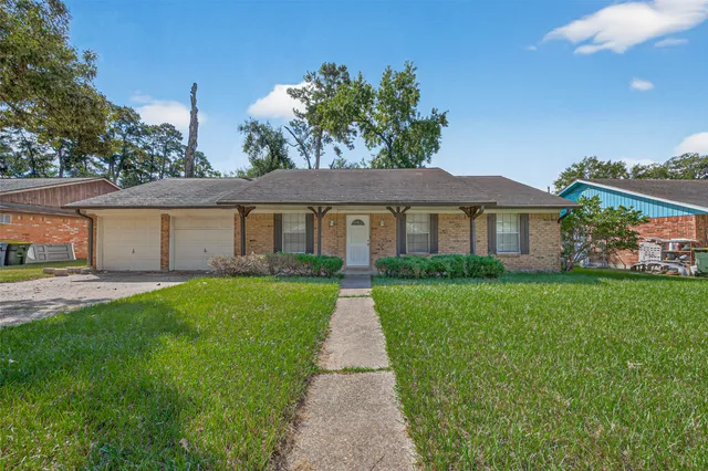 $1,650 | 108 Belvedere Drive, Conroe, TX 77301