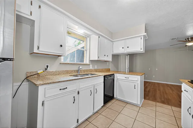 $1,650 | 108 Belvedere Drive, Conroe, TX 77301