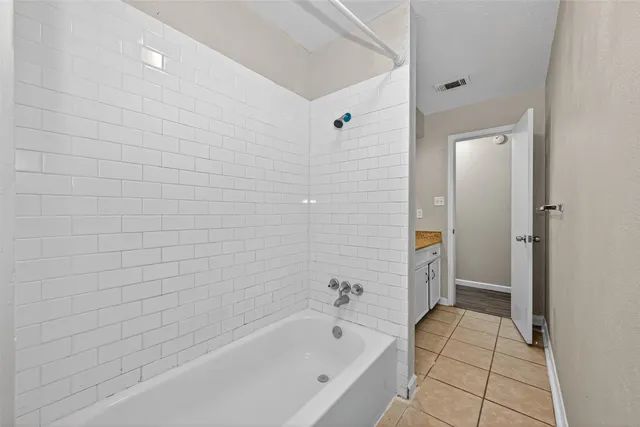 $1,650 | 108 Belvedere Drive, Conroe, TX 77301