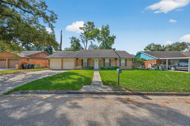 $1,650 | 108 Belvedere Drive, Conroe, TX 77301