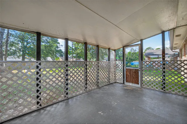 $1,650 | 108 Belvedere Drive, Conroe, TX 77301