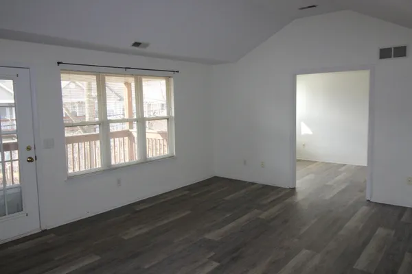 $1,950 | 1411 Heatherwood Lane, Ann Arbor, MI 48108