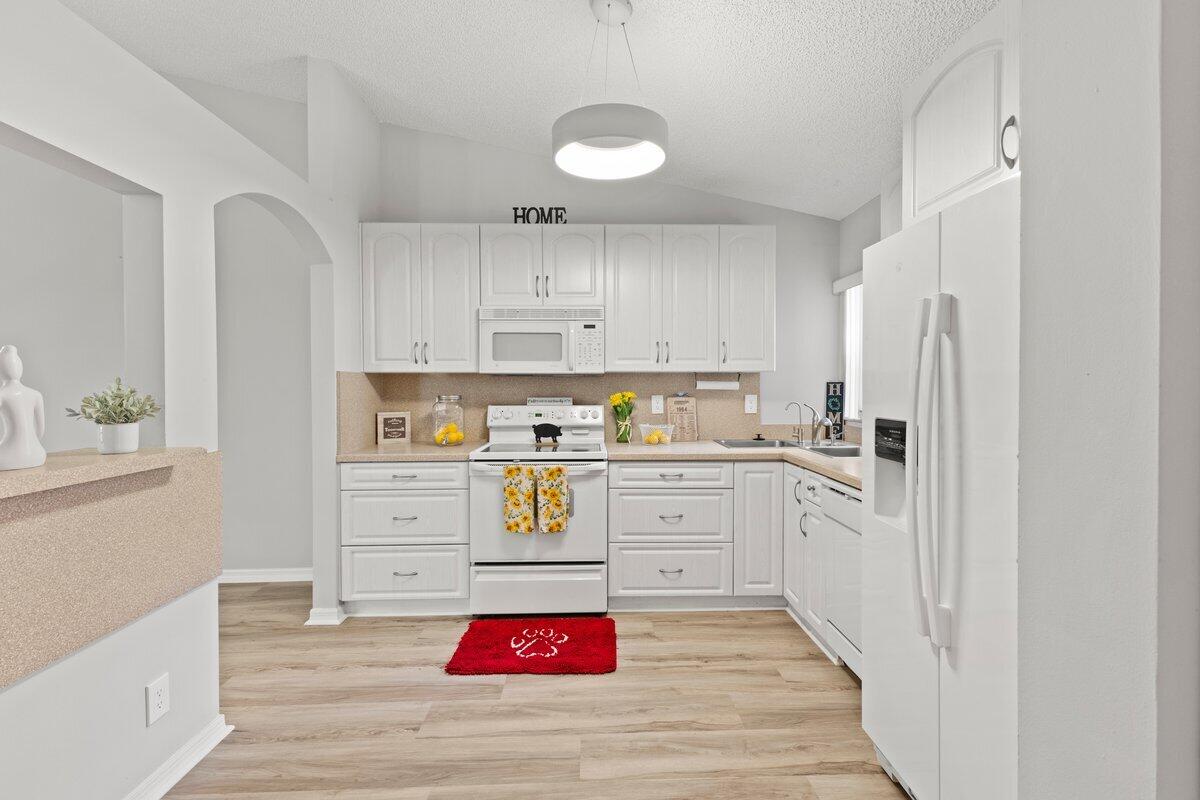 15443 Floral Club Road Delray Beach, FL 33484 - Photo 16 of 48 6