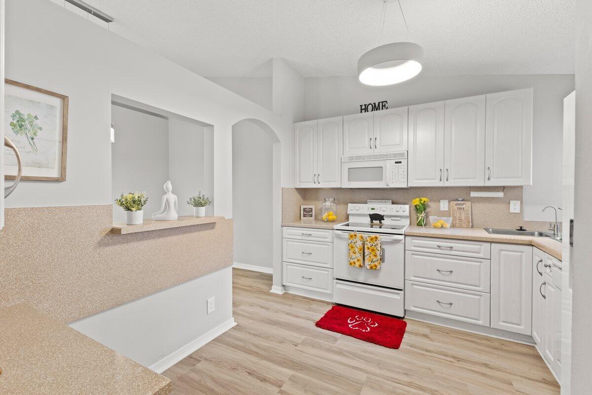 15443 Floral Club Road Delray Beach, FL 33484 - Photo 18 of 48 13