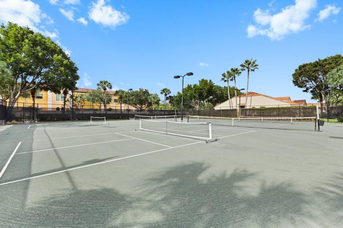 15443 Floral Club Road Delray Beach, FL 33484 - Photo 39 of 48 m