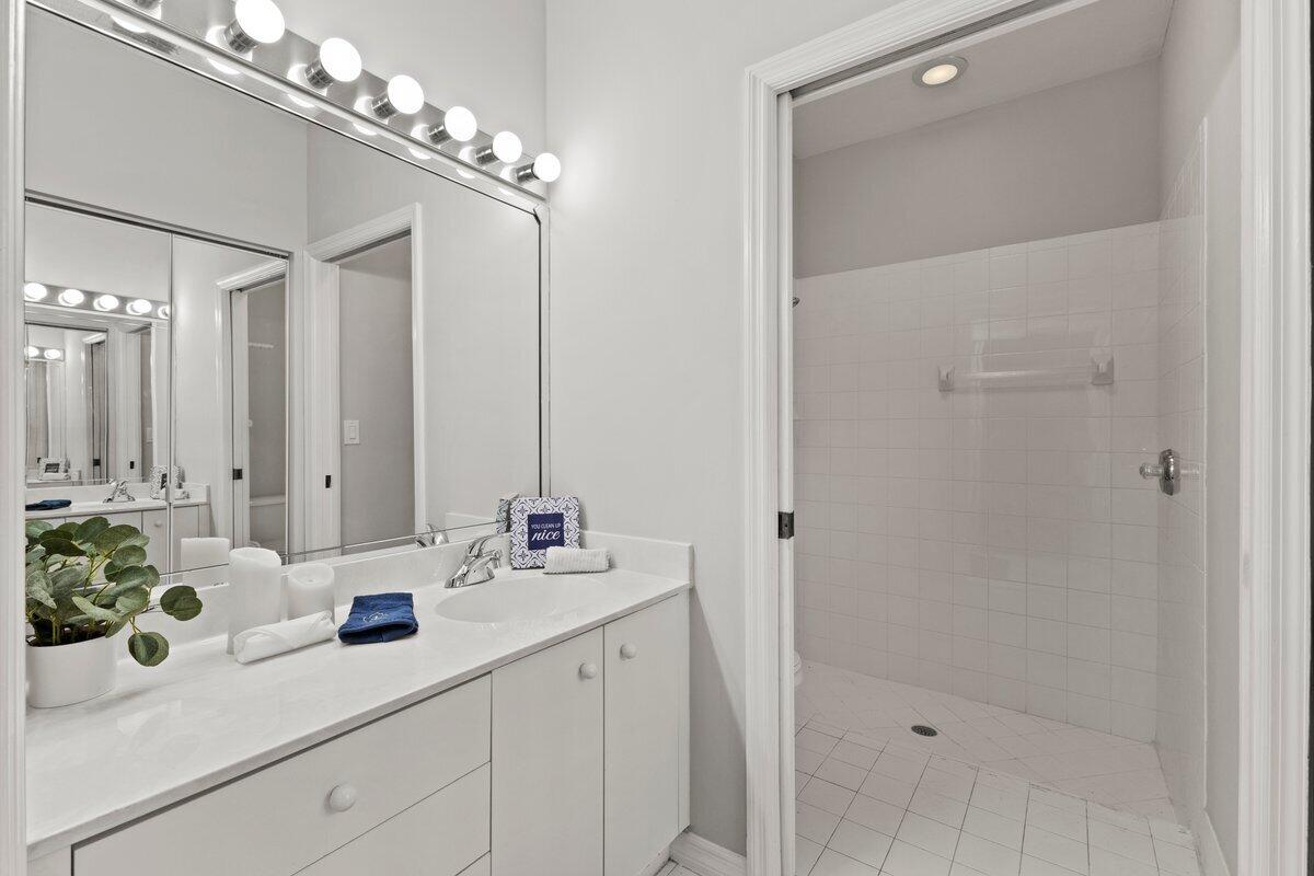 15443 Floral Club Road Delray Beach, FL 33484 - Photo 9 of 48 17