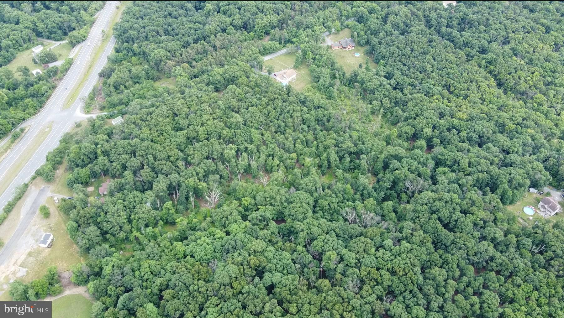 1917 South Timber Ridge Road Cross Junction, VA 22625 - Photo 18 of 19