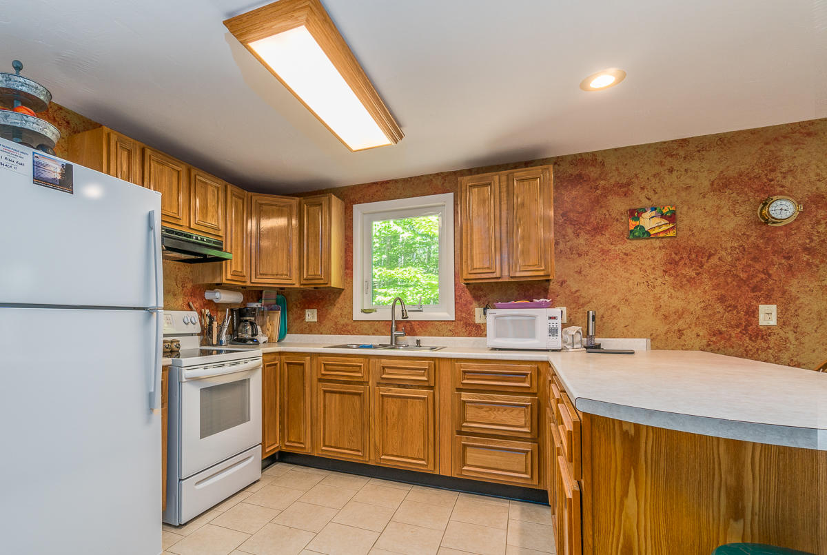 1807 Ridge Road Standish, ME 04084 - Photo 6 of 46 kitchen