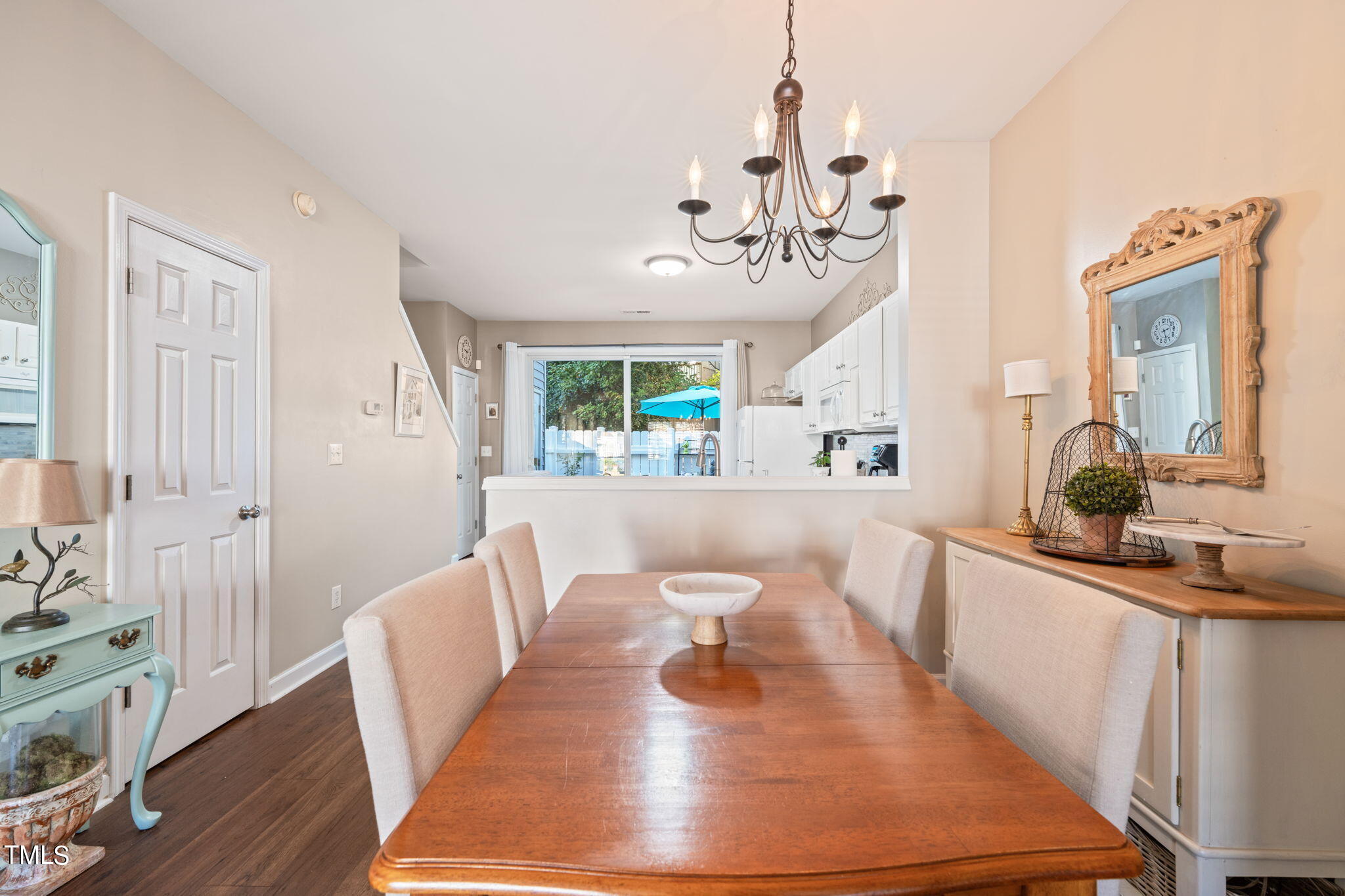 1708 Sorrell Brook Way Raleigh, NC 27609 - Photo 7 of 36 Dining room (3)