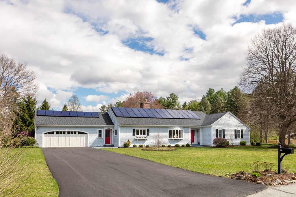 343 Silver Hill Road Concord, MA 01742 - Photo 1 of 41 Gallery Image 1