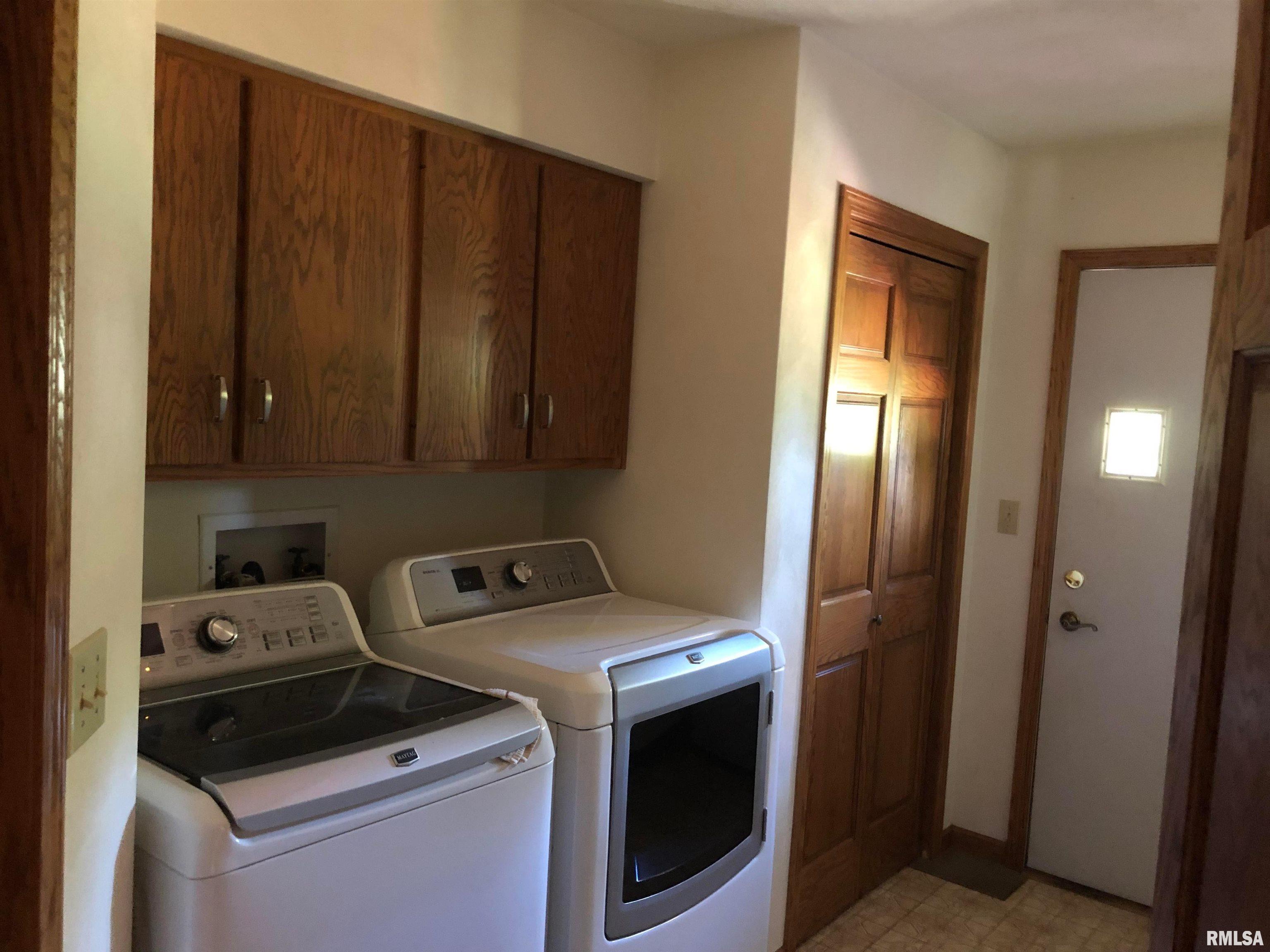 9711 Countryside Lane Edwards, IL 61528 - Photo 16 of 20 Gallery Image 16