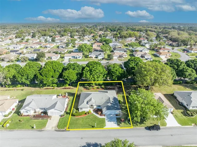 $339,900 | 9025 Southeast 136th Loop, Summerfield, FL 34491