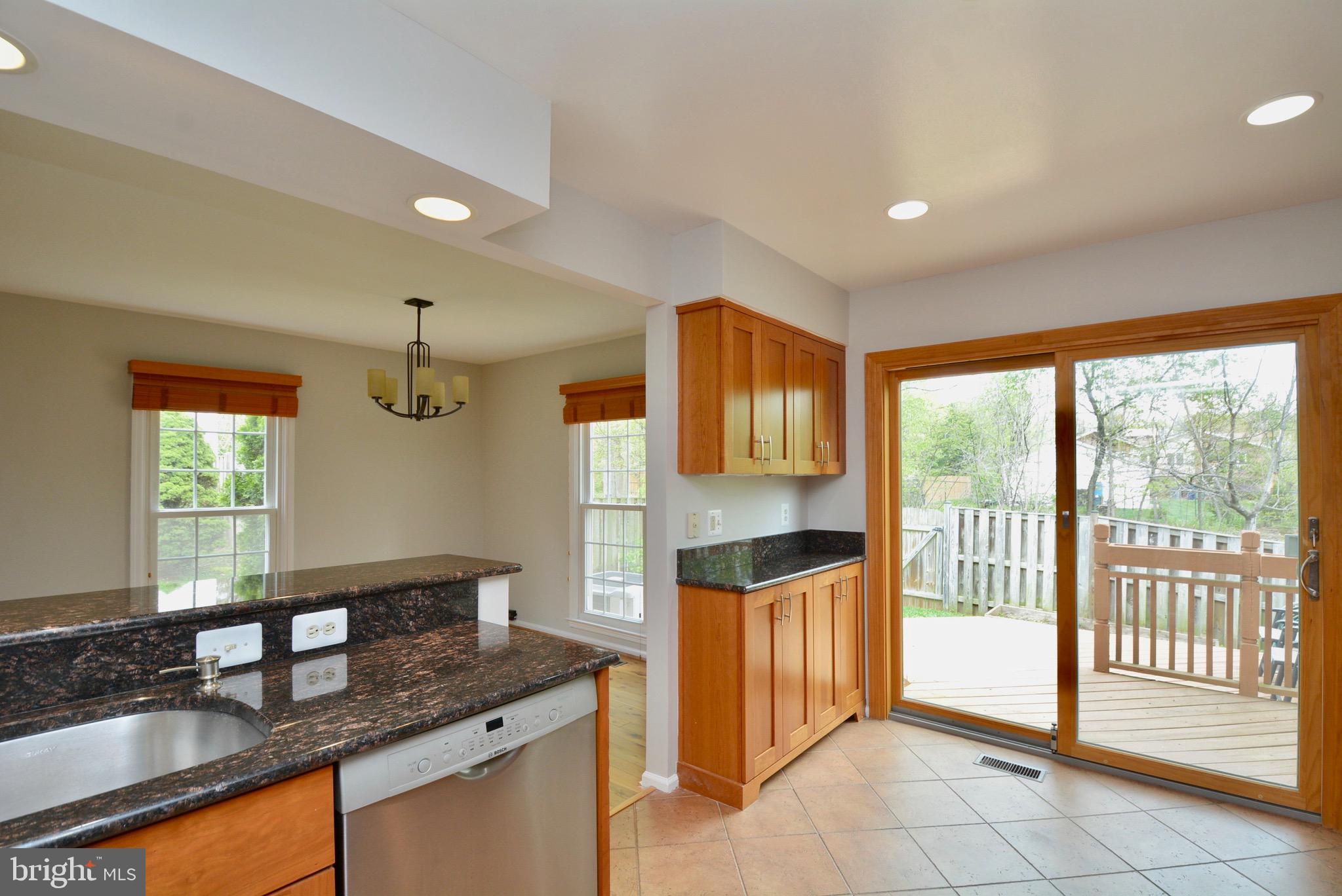 5662 Ridge View Drive Alexandria, VA 22310 - Photo 11 of 43 Gallery Image 11