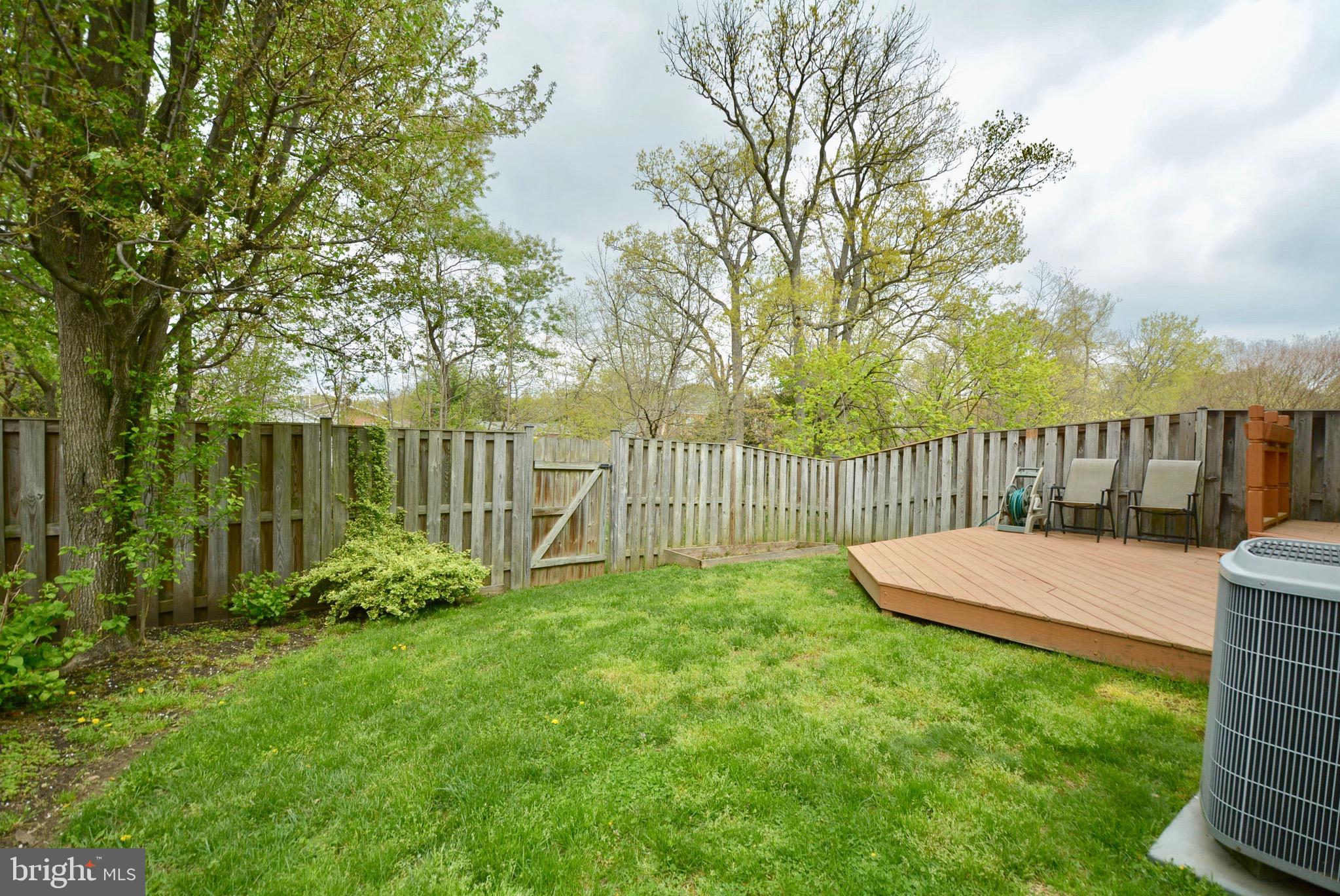 5662 Ridge View Drive Alexandria, VA 22310 - Photo 23 of 43 Large yard but maintainable