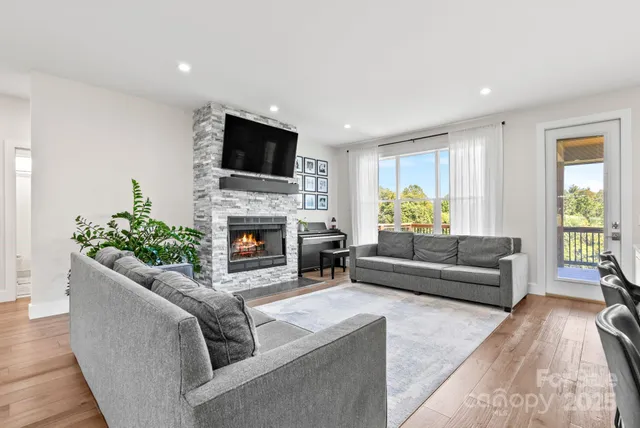 $699,000 | 119 Big Sky Drive, Leicester, NC 28748