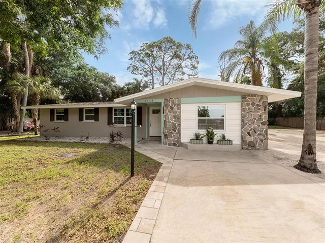 $4,500 | 6115 Carlton Avenue, Sarasota, FL 34231