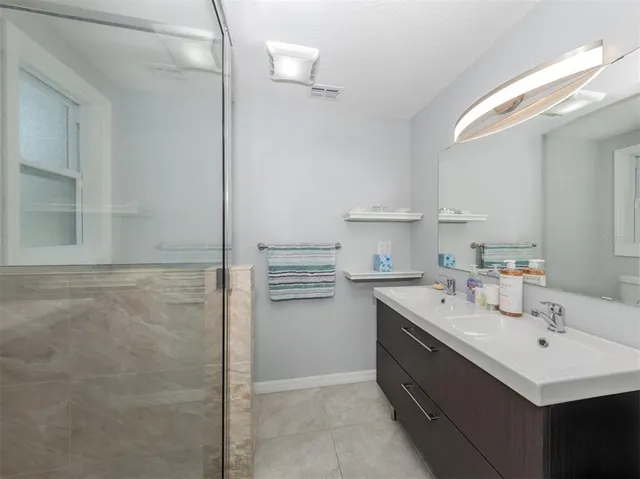 $4,500 | 6115 Carlton Avenue, Sarasota, FL 34231