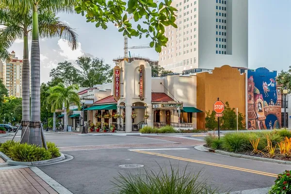 $4,500 | 6115 Carlton Avenue, Sarasota, FL 34231