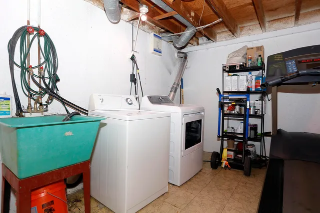 $3,000 | 1616 Washtenaw Avenue, Ypsilanti, MI 48197