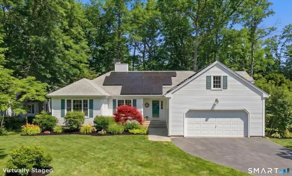 $750,000 | 107 Payer Lane, Groton, CT 06355