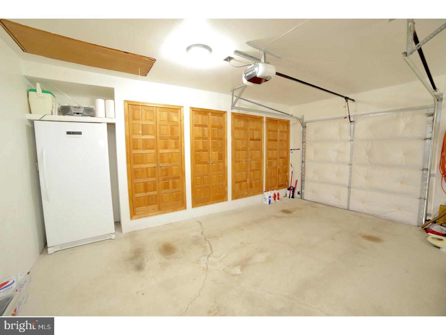 643 Dutch Mill Road Newfield, NJ 08344 - Photo 21 of 25 Garage