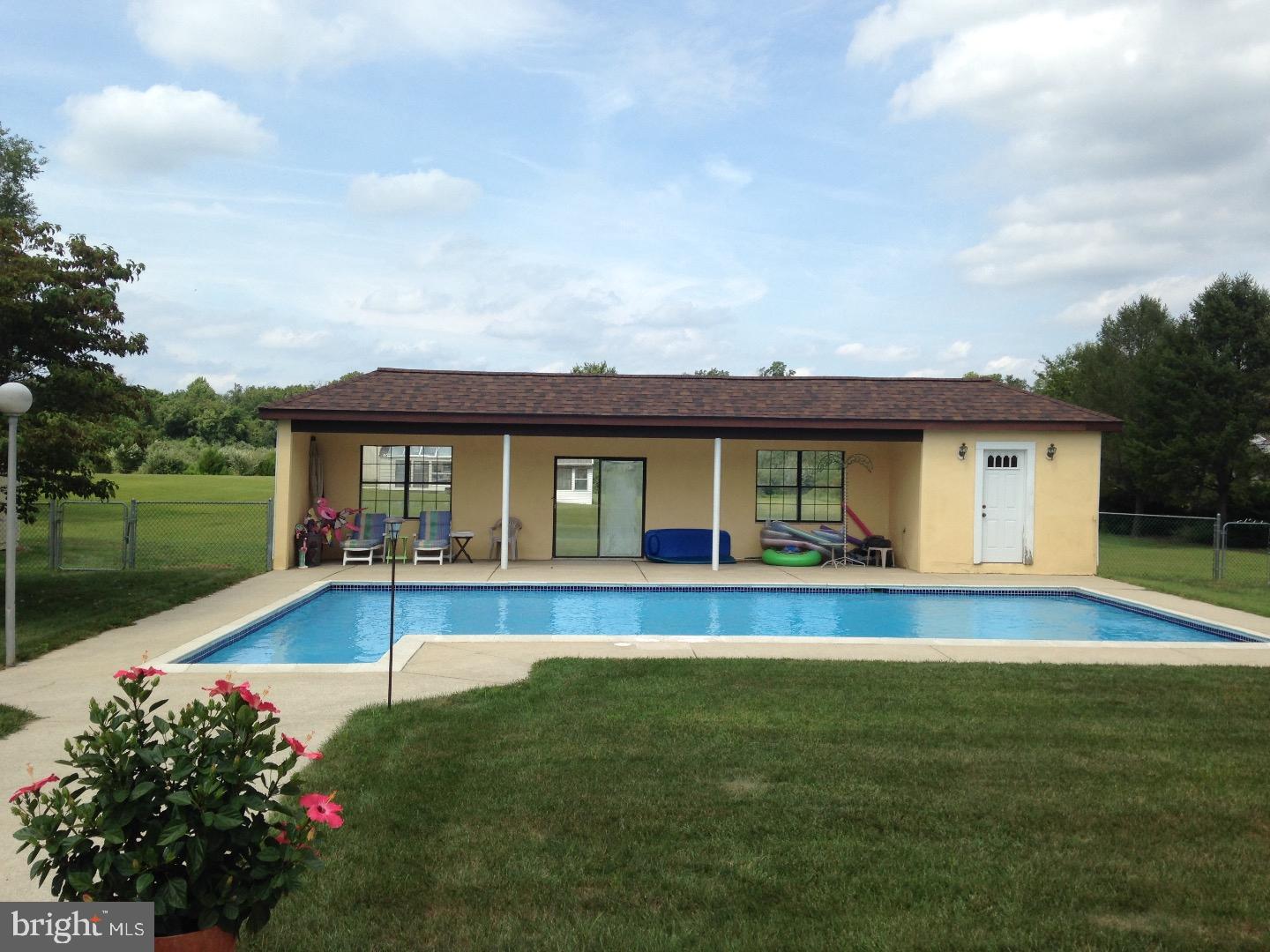 643 Dutch Mill Road Newfield, NJ 08344 - Photo 23 of 25 Pool