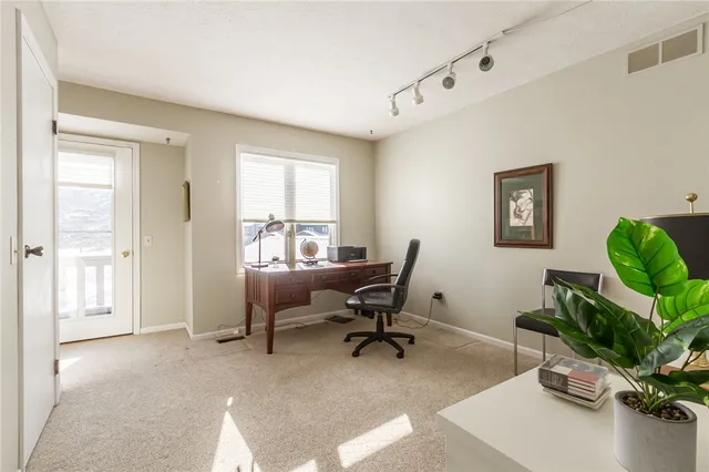 $349,900 | 86 Great Wood Circle, Perinton, NY 14450