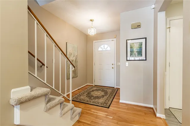 $349,900 | 86 Great Wood Circle, Perinton, NY 14450