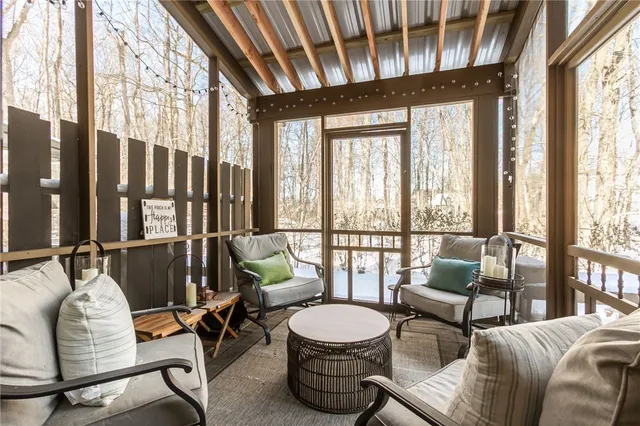 $349,900 | 86 Great Wood Circle, Perinton, NY 14450