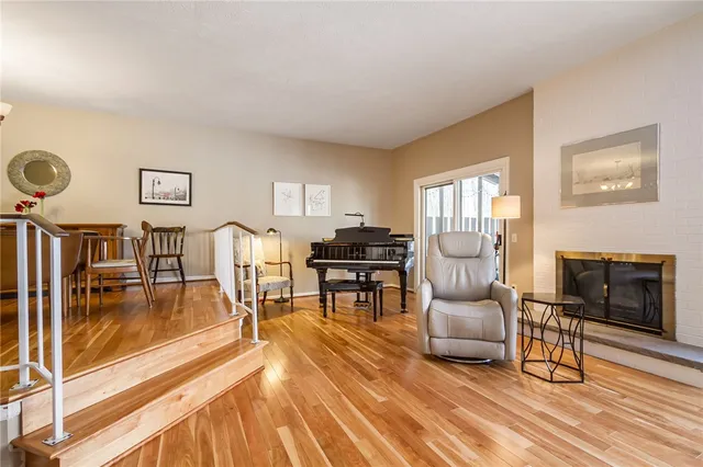 $349,900 | 86 Great Wood Circle, Perinton, NY 14450