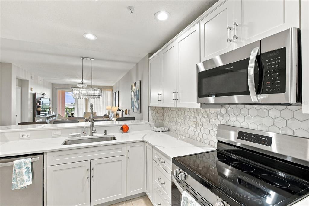 13113 Gasparilla Road, Unit 502 Placida, FL 33946 - Photo 15 of 48 Gallery Image 15