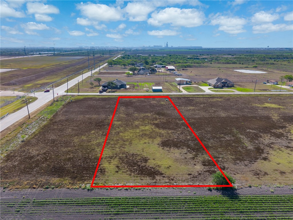 4323 Kestrel Lane Portland, TX 78390 - Photo 6 of 8 a view of a tennis ground