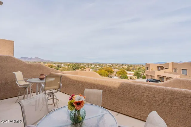 $469,900 | 13815 North Mirage Heights Court, Unit 211, Fountain Hills, AZ 85268