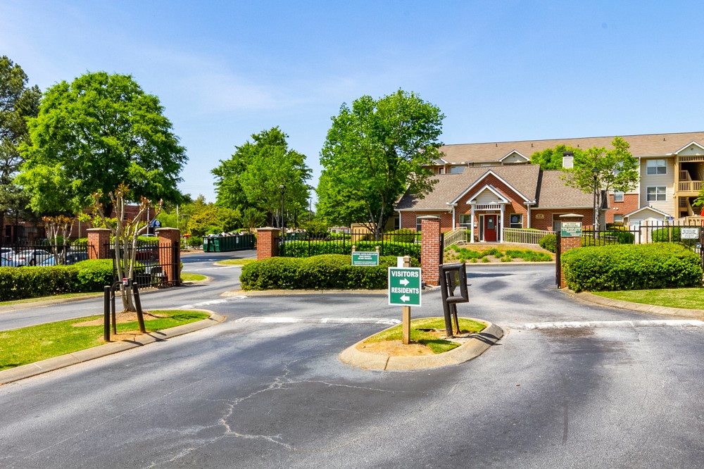 835 Oglethorpe Avenue Southwest Atlanta, GA 30310 - Photo 7 of 39 a view of a swimming pool with a patio