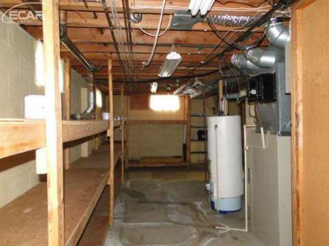 3355 Coldwater Road Mount Morris, MI 48458 - Photo 16 of 20 20442633-15.JPG