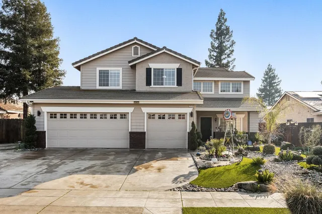 $679,900 | 2518 Keats Avenue, Clovis, CA 93611