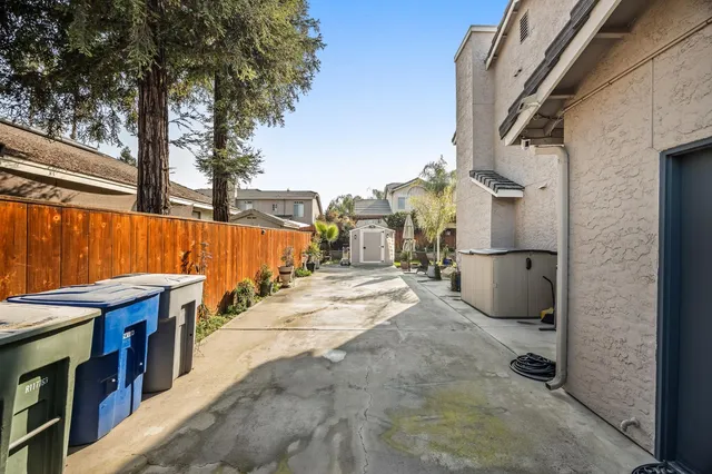 a view of a storage & utility room