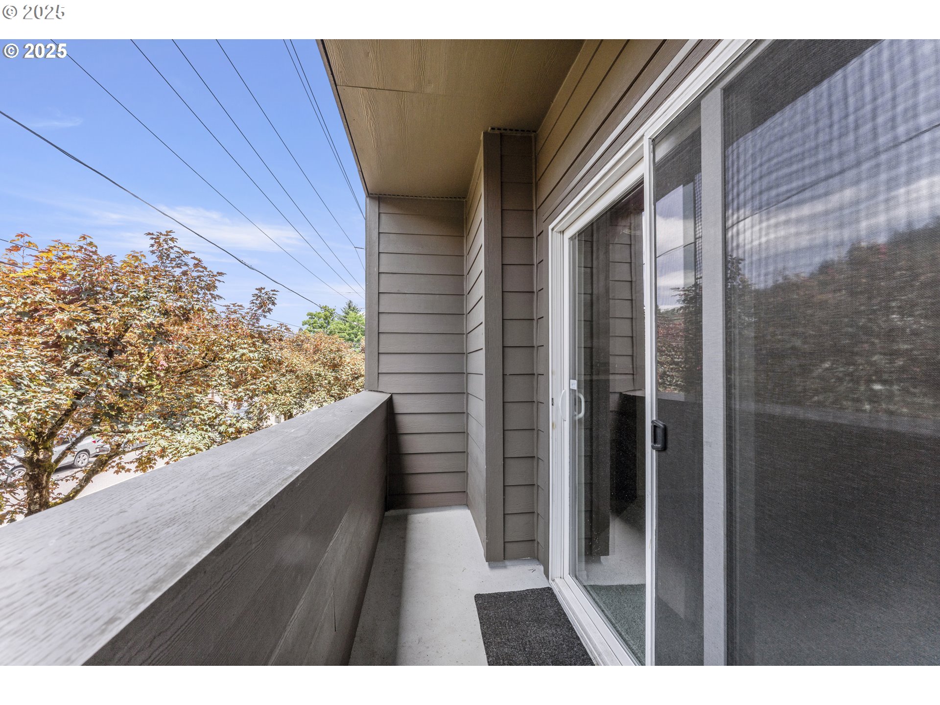 4320 South Corbett Avenue, Unit 202 Portland, OR 97239 - Photo 16 of 33 a view of balcony