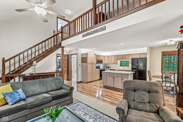 $330,000 | 7455 Locust Lake E Drive, Spencer, IN 47460