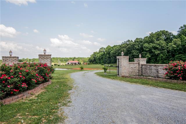 4347 Oregon Road Springfield, TN 37172 - Photo 2 of 20