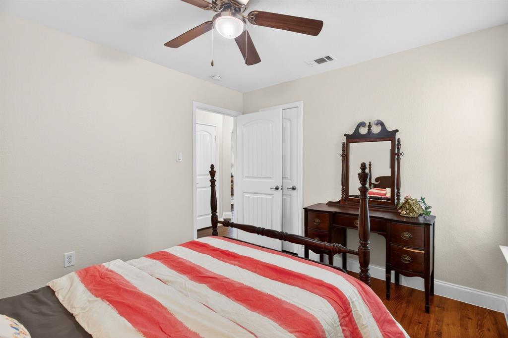 5069 Britton Ridge Lane Fort Worth, TX 76179 - Photo 22 of 32 Another view towards the hallway.