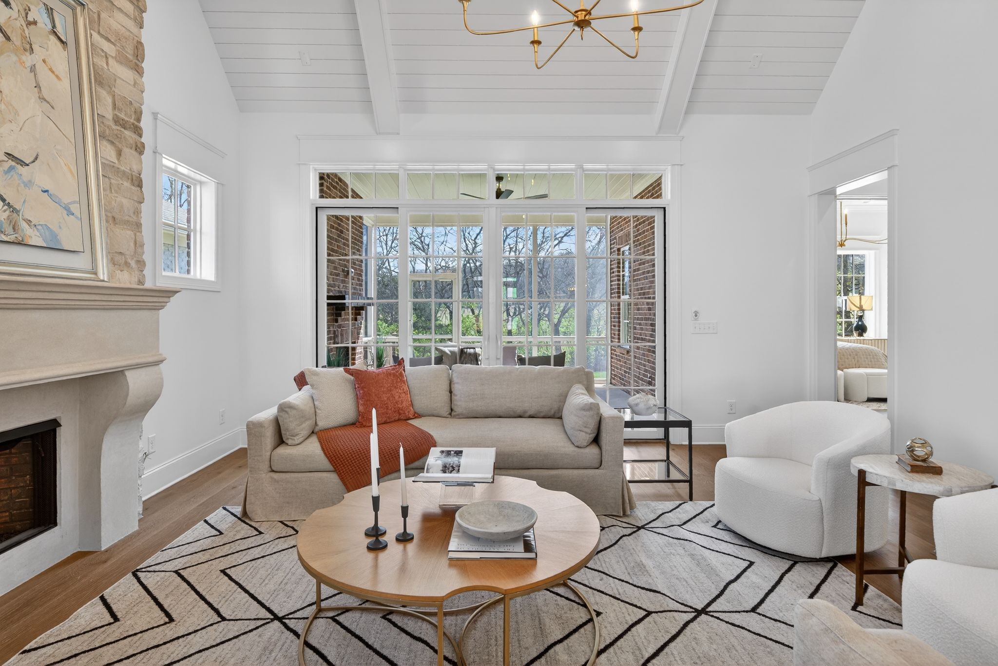 7042 Kinderhook Road Nashville, TN 37221 - Photo 25 of 87 a living room with furniture and a window