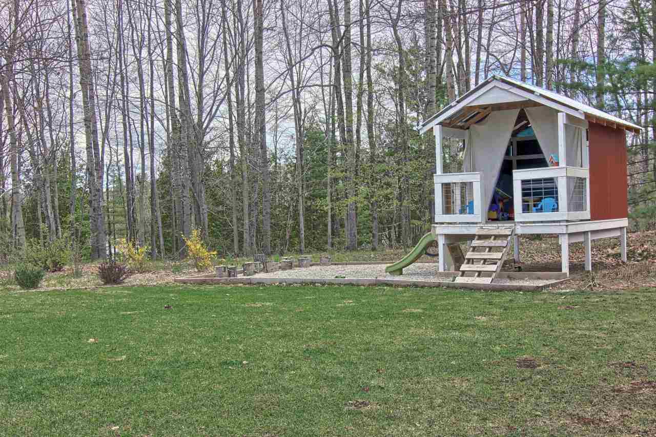 1859 Round Lake Road Interlochen, MI 49643 - Photo 28 of 30 1831795-27.JPG