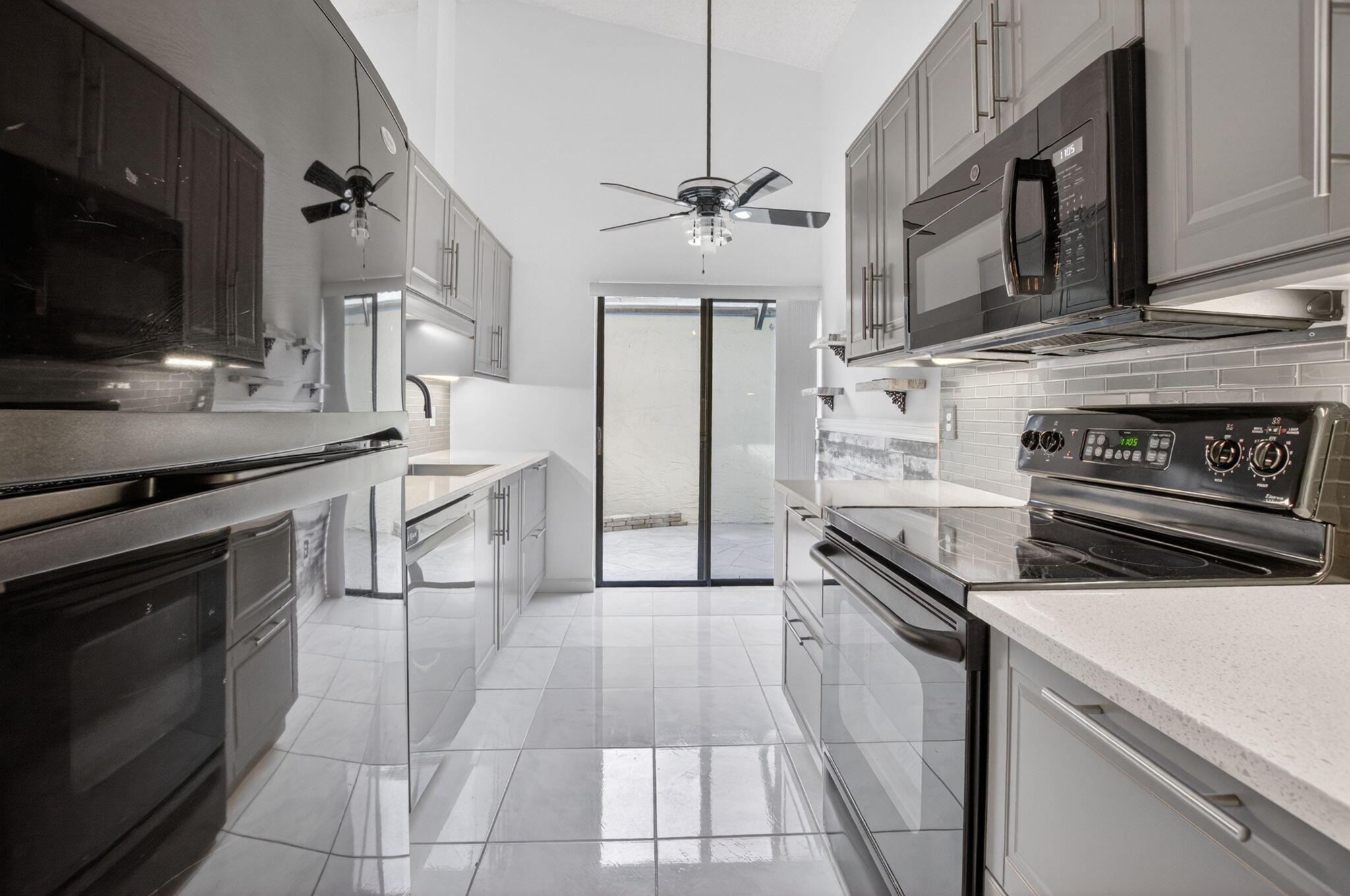 9123 Southwest 22nd Street, Unit C Boca Raton, FL 33428 - Photo 17 of 53 Kitchen
