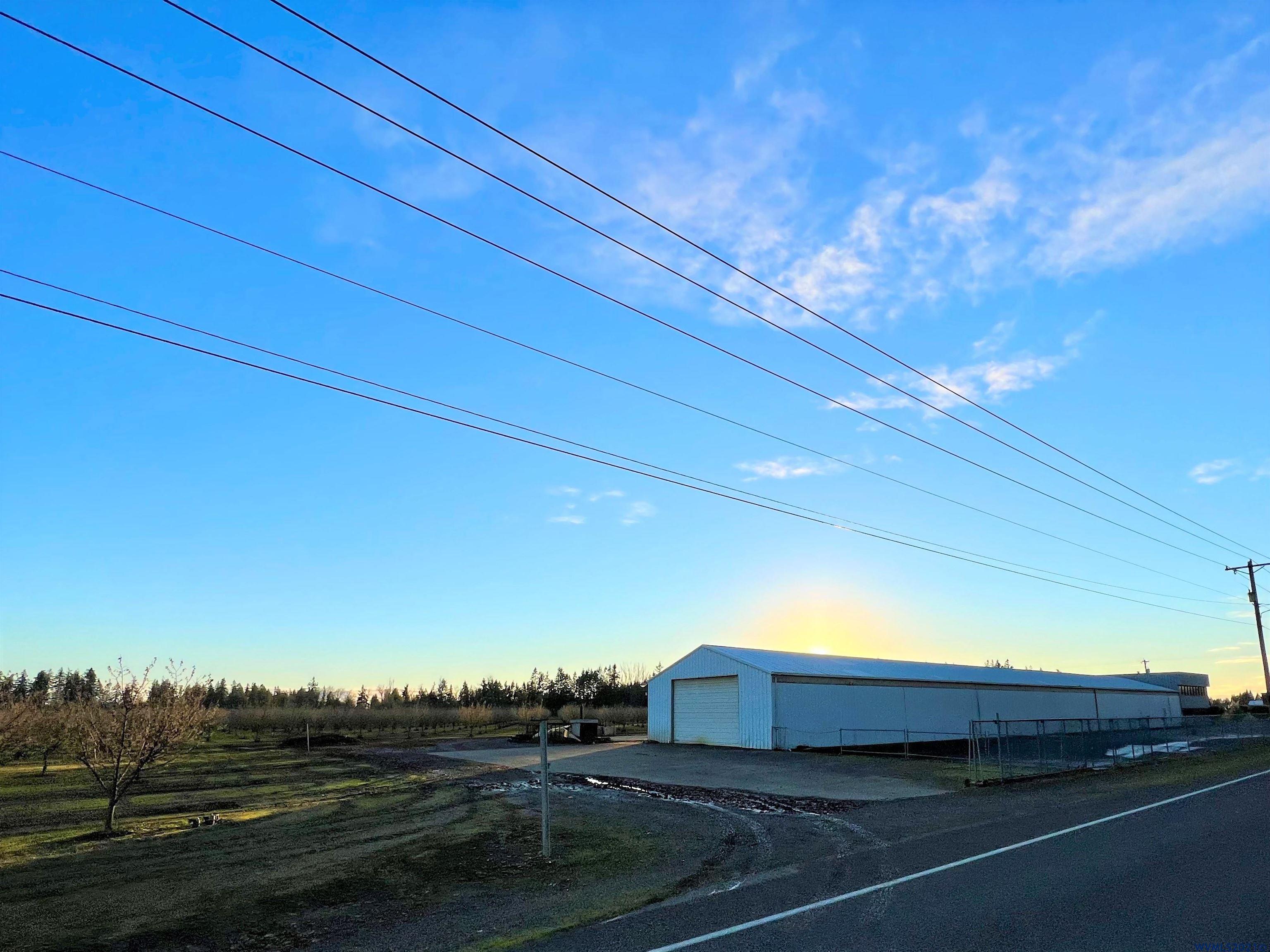 17383 Monnier Road Northeast Hubbard, OR 97032 - Photo 13 of 34
