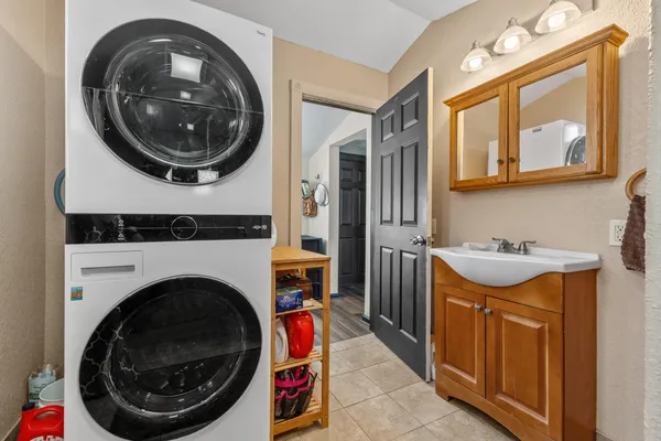 $219,900 | 34 Oak Street, Hillsdale, MI 49242